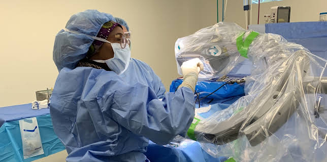 22:10: My Feet Are Killing Me (S2 E9) (S2) | TLC | 11/1 2025