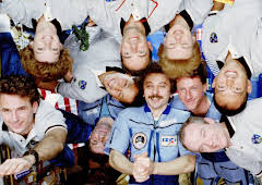 Romfartseventyret: Skål, kosmonauter!