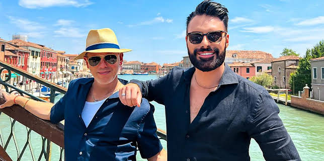 9:00 PM: Rob and Rylan's Grand Tour (S1) | BBC Two | 1/8 2026