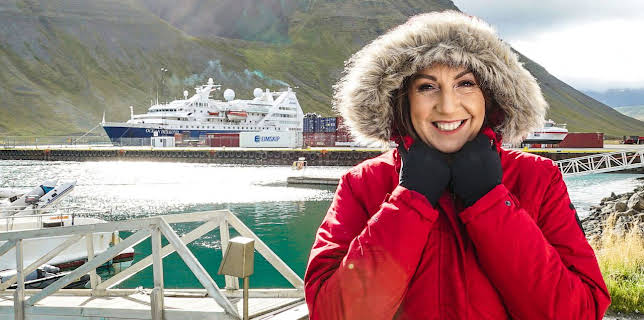 9:00 AM: Jane McDonald's Weekends Away (S1 E2) (S1) | 5 Select | 11/7 2025