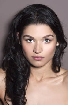 Kim Engelbrecht as 