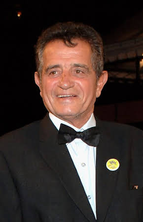 Amidou as Doctor Ahmar