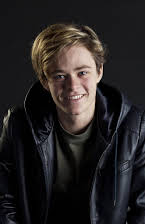 Harrison Gilbertson som 