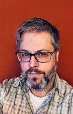 Justin M. Rice como James Cameron