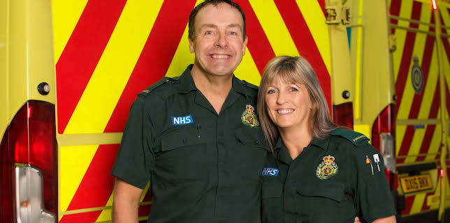 11:05 PM: 999: On the Front Line | More 4 | 11/8 2025