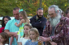 Jep & Jessica: Growing the Dynasty Season 1: The Homecoming