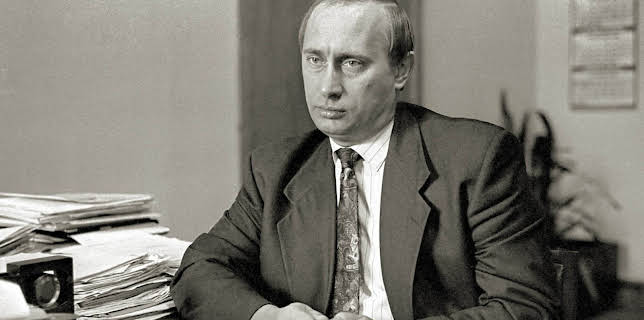 13:30: Der Pate von St. Petersburg | ZDFinfo | 10/31 2025