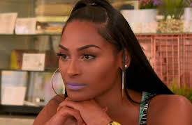 Wags: Miami, Season 1: What Would Vesus Do?