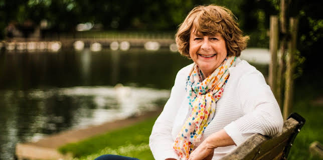 10:00 AM: The Cotswolds with Pam Ayres (S2 E4) (S2) | 5 Select | 3/25 2026