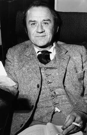 Cyril Cusack as 