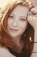 Sara Viktoria Bjerregaard som 