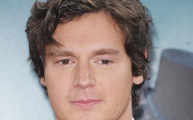 Benjamin Walker