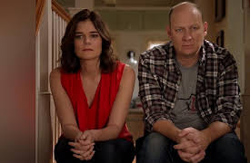 Life in Pieces Season 1: Bite Flight Wing-Man Bonnie