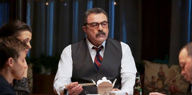 10:00 PM: Blue Bloods (S8 E22) (S8) | 5 USA | 12/4 2025