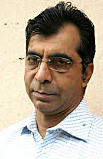 Vallabh Vyas as 