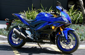 Throttle Out Commute: 2019 Yamaha YZF-R3