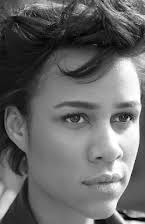 Zawe Ashton som 