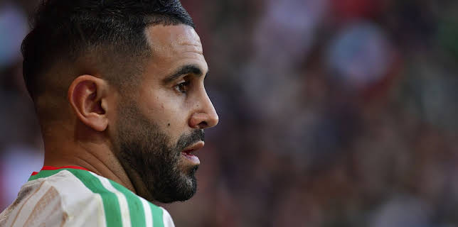 3:30 PM: Live Football: Algeria v Nigeria | E4 | 1/10 2026