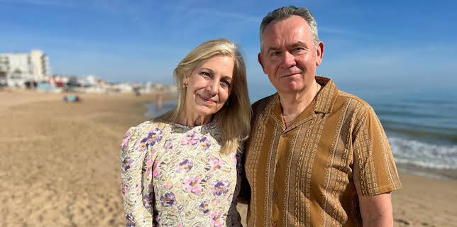 6:00 PM: A Place in the Sun | Channel 4 | 12/3 2025