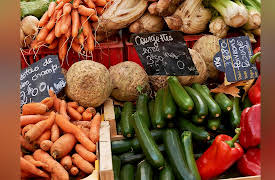 Learning French: A Rendezvous with French-Speaking Cultures: Buying Groceries