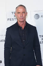 Robert John Burke como 