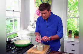 Home for Dinner with Jamie Deen: Breakfast Bunch