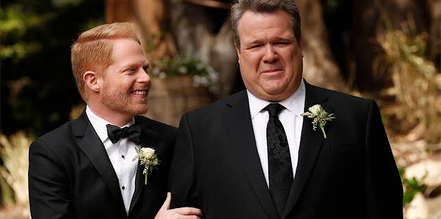 11:00 AM: Modern Family | E4 | 11/25 2025