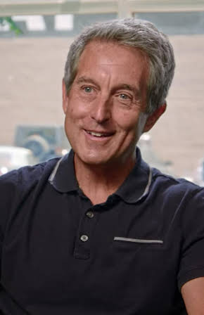 Sandy Isaac as 