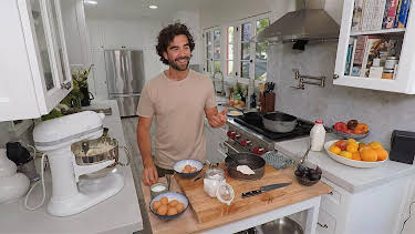 14:20: Selena Gomez kocht - Genussvoll lernen | Sixx | 3/28 2026