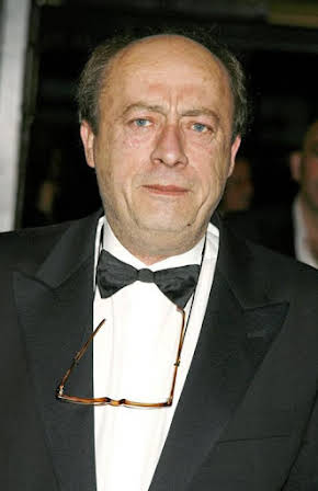 Etienne Chicot as 