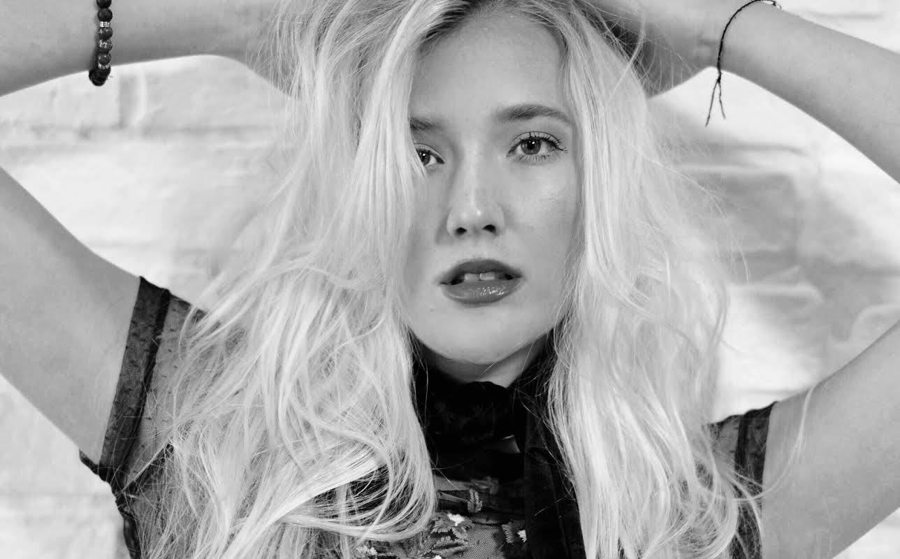 Chloé Caroline