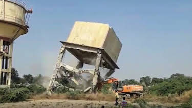 12:25 AM: 101 Near Misses | 5 Star | 6/15 2025