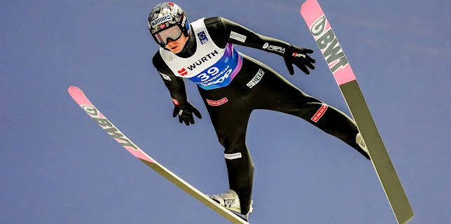 16:30: V-cup, hopp: Stor bakke, menn forts. | TV 2 Sport 2 | 11/22 2025