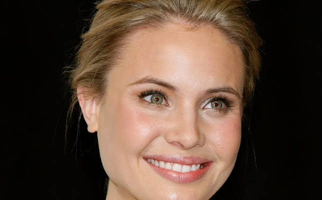 Leah Pipes