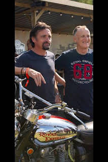 04:52: El taller de Richard Hammond: Ruedas y olas | Discovery | 3/30 2026