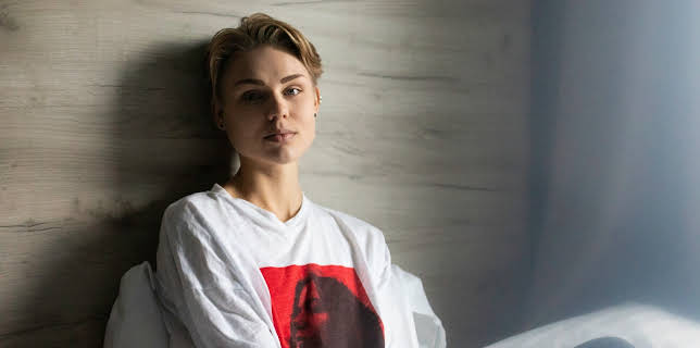 01:00: Når maten blir ein fiende: Om eit år ligg det bak oss | NRK 3 | 12/16 2025