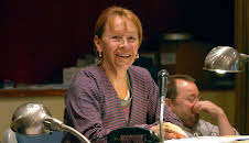 Die Fahrradfahrerin von Sanssouci – Jutta Hoffmann