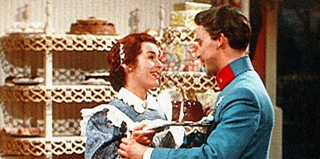 23:45: Königswalzer | BR Fernsehen | 12/24 2025