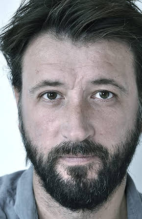 Gordon Kennedy as 