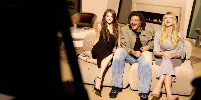 22:55: On & Off the Catwalk by Heidi Klum | Sixx | 2/28 2026