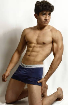 Juan Bernardo Flores as 