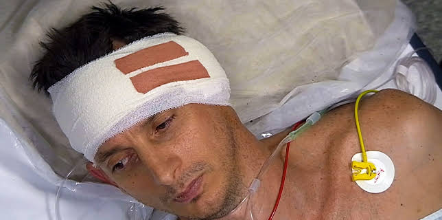 10:00 PM: 24 Hours in A&E | More 4 | 12/29 2025