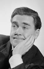 Peter Butterworth som Surgeon