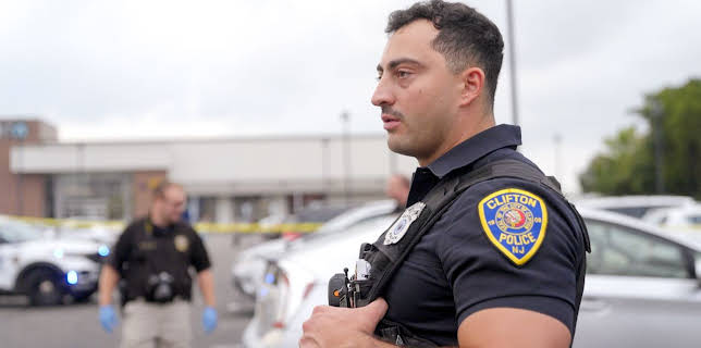 1:00 AM: Motorway Cops: Catching America's Speeders (S1 E3) (S1) | Paramount | 12/17 2025