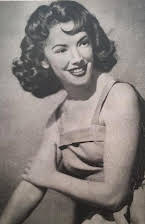 Carolina Jiménez como María