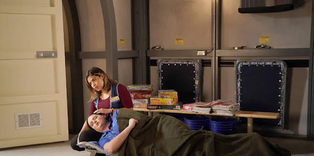 19:40: Superstore (S3 E2) (S3) | Viasat Series | 12/31 2025