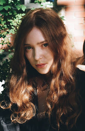 Sofia Banzhaf as 