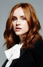 Sophie Rundle som 