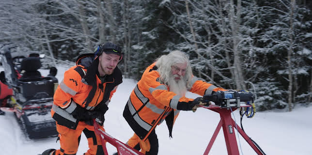 19:00: Frusna vägar (S16 E3) (S16) | TV3 | 11/16 2025