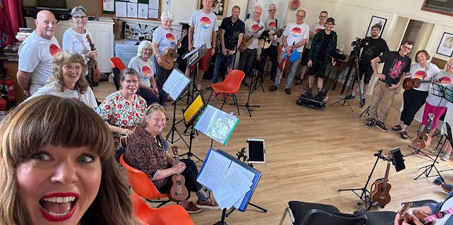 3:00 PM: I Escaped to the Country (S9) | BBC One | 1/8 2026